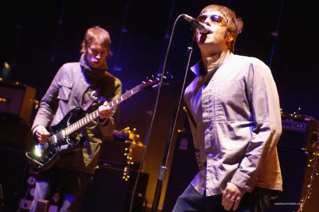 Andy Bell and Liam Gallagher
