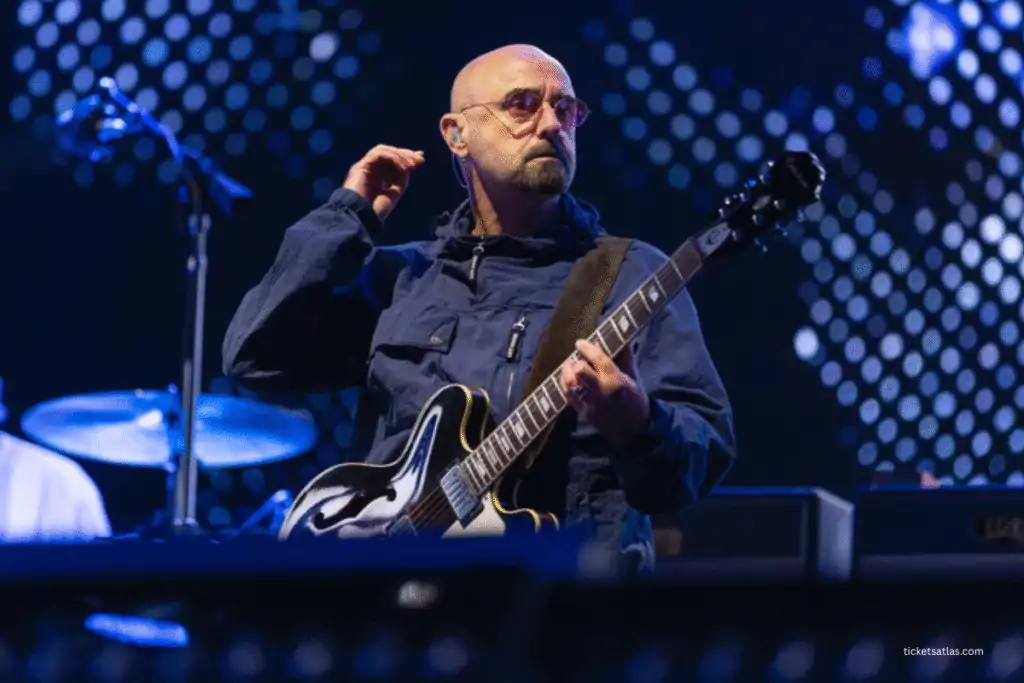 Paul “Bonehead” Arthurs
